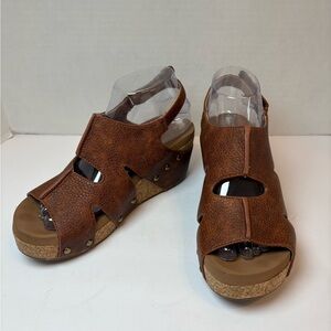 Corkys brown cognac pebble cut-it-out Carley wedge comfort sandals size 8